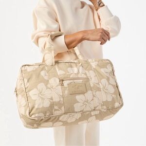 ALOHA Collection Keep It Light Weekender- Travel Bag, lightly used- like new!